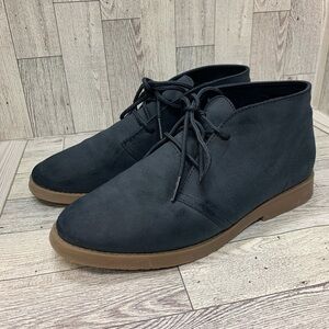 American Eagle Ankle Lace Up Chukka Boots EUC